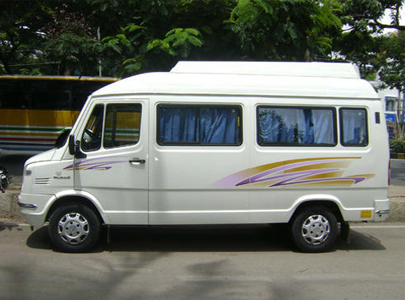 12 Seater Tempo Traveller image