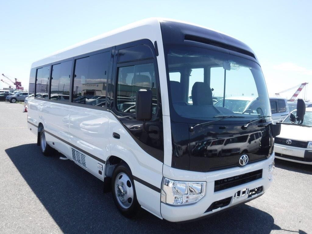 18 Seater Bus Hire